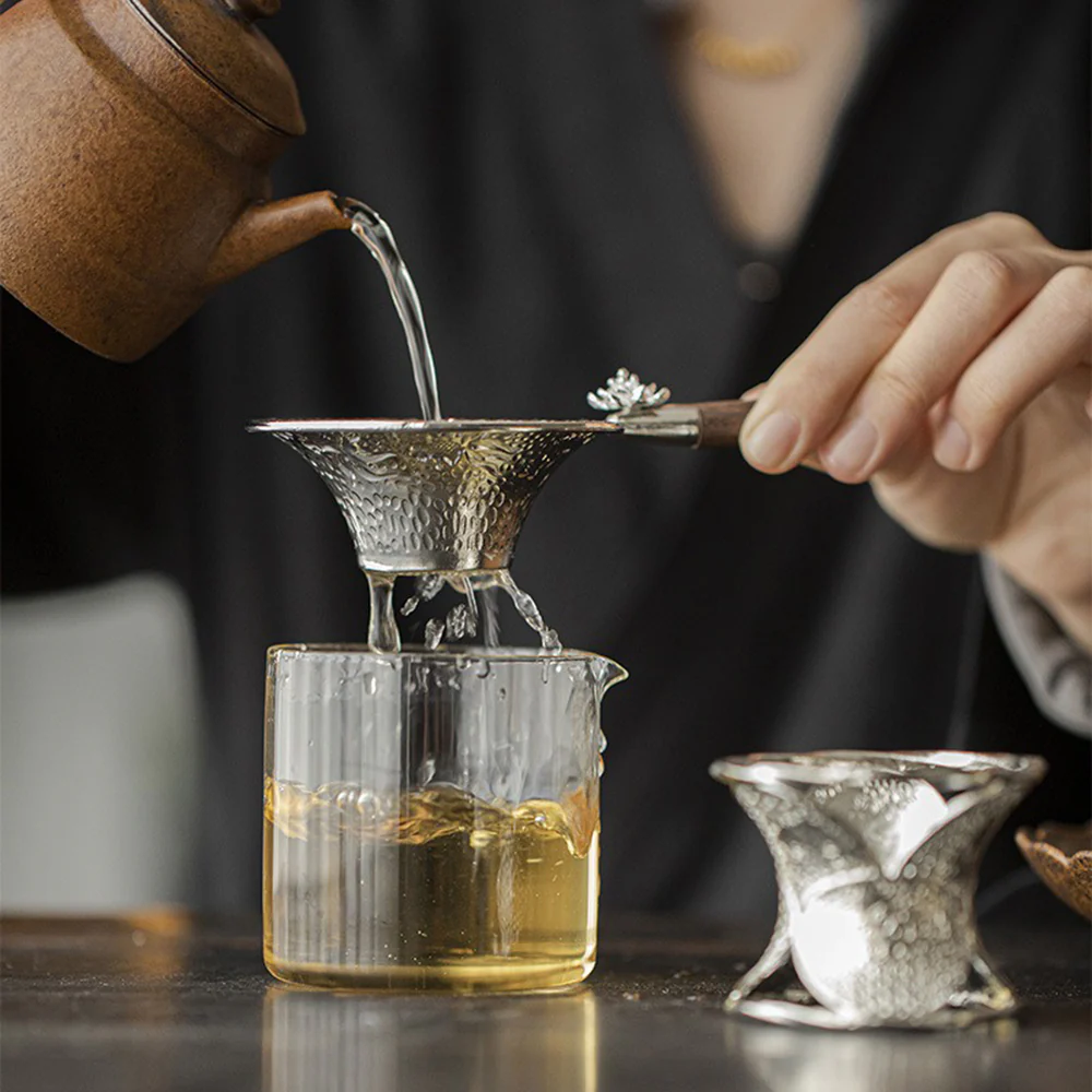 Alloy Lotus And Goldfish Tea Strainer - Image 4