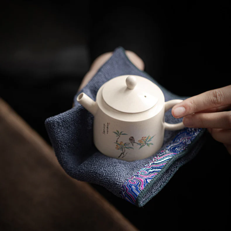 Auspicious Clouds Velvet Tea Towel - Image 10
