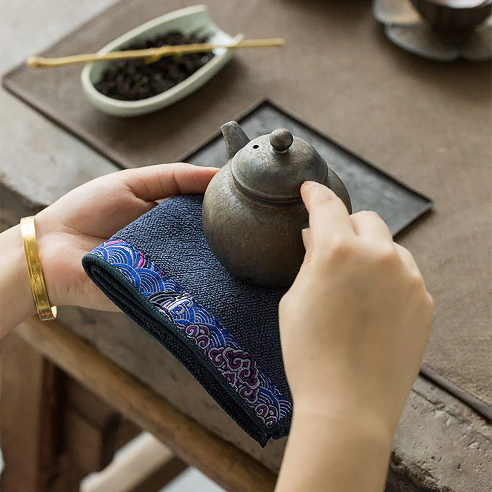 Auspicious Clouds Velvet Tea Towel - Image 4