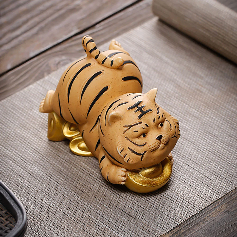 Auspicious Tiger Ceramic Tea Pet - Image 2