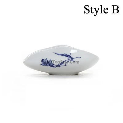 Blue And White Porcelain Cha He - Image 3