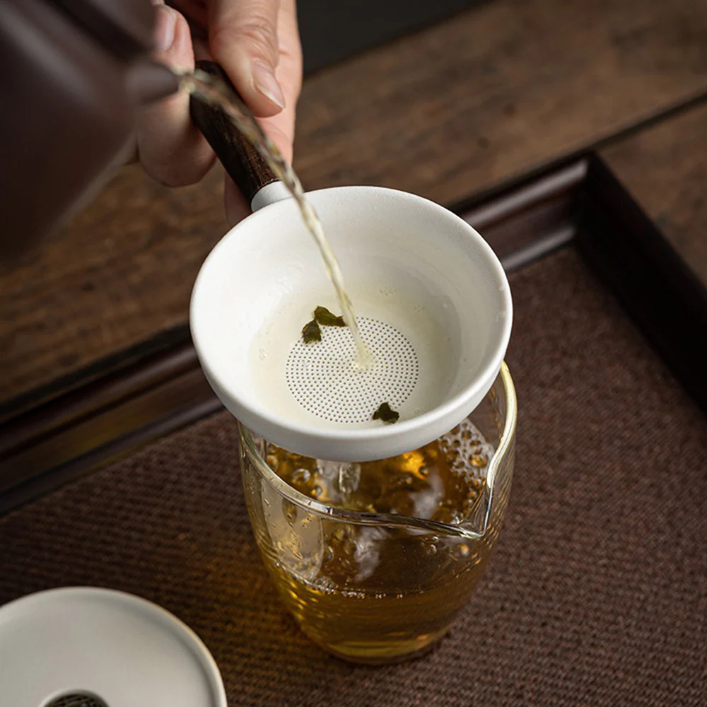 Ceramic Pan Tea Strainer With Coaster - Image 3