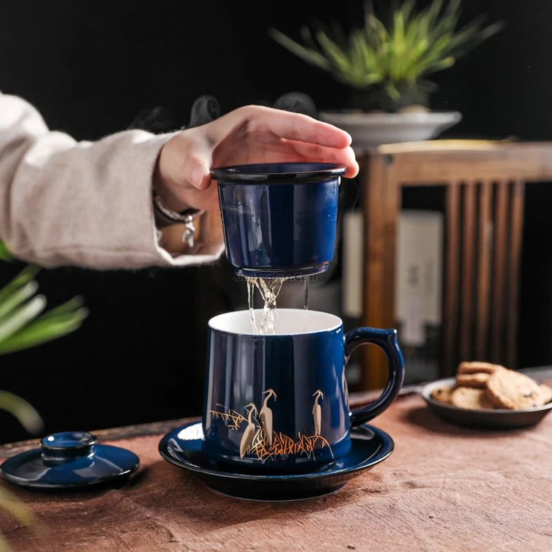 Chinese Blue Flower Office Tea Cup With Infuser - Image 6