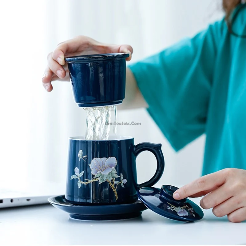 Chinese Blue Flower Office Tea Cup With Infuser - Image 8