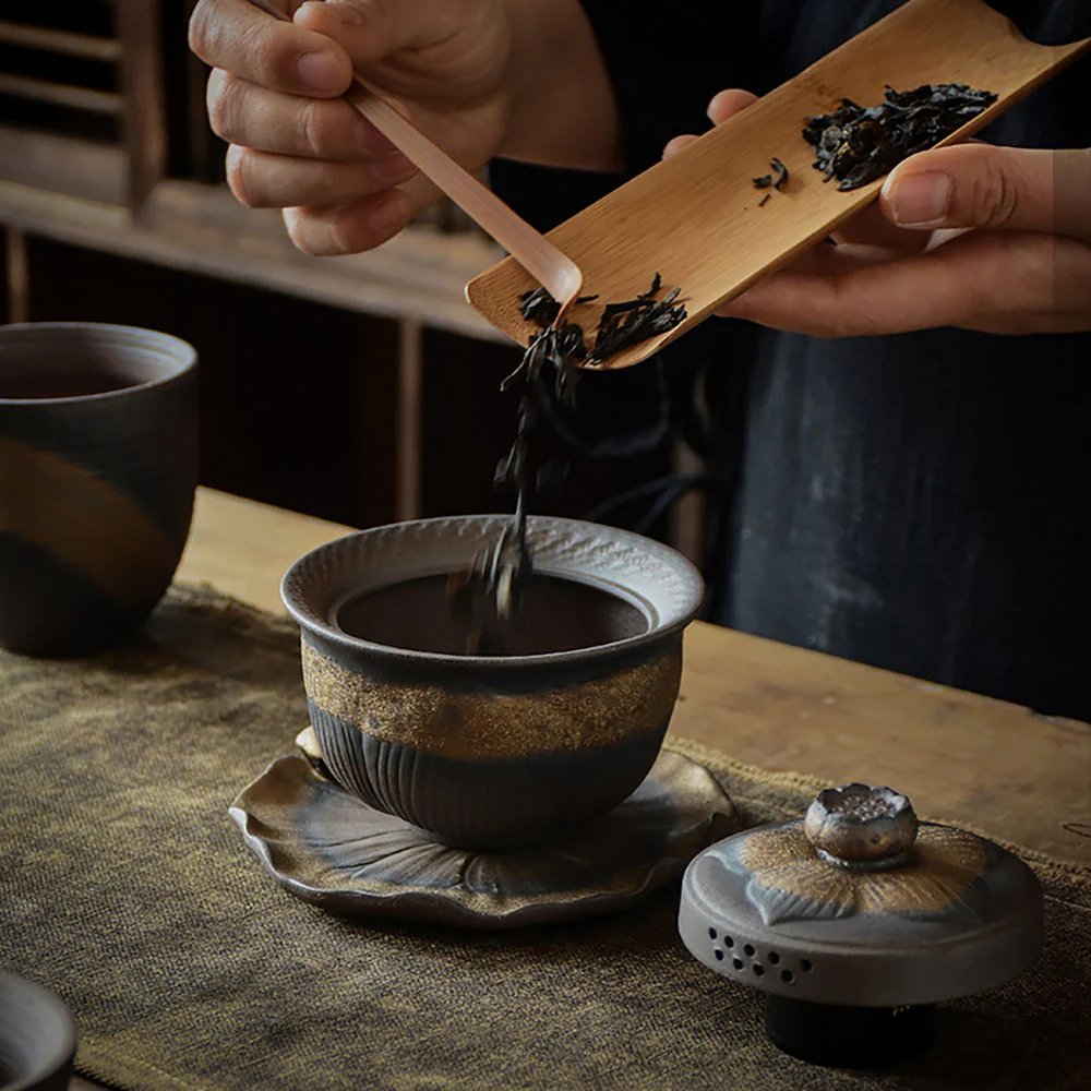 Coarse Pottery Lotus Gaiwan Teapot - Image 4