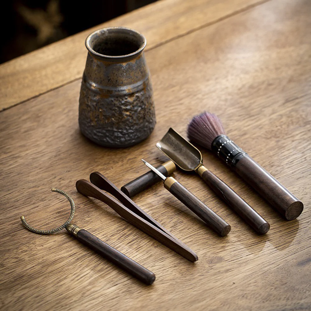 Ebony Tea Utensils Set With Ceramic Holder - Image 5