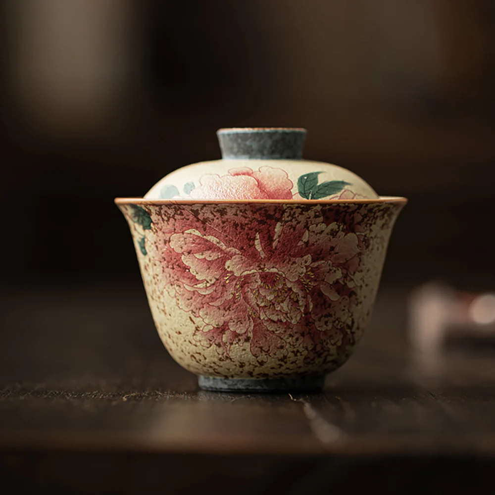 Flint Red Peony Ceramic Gaiwan - Image 3