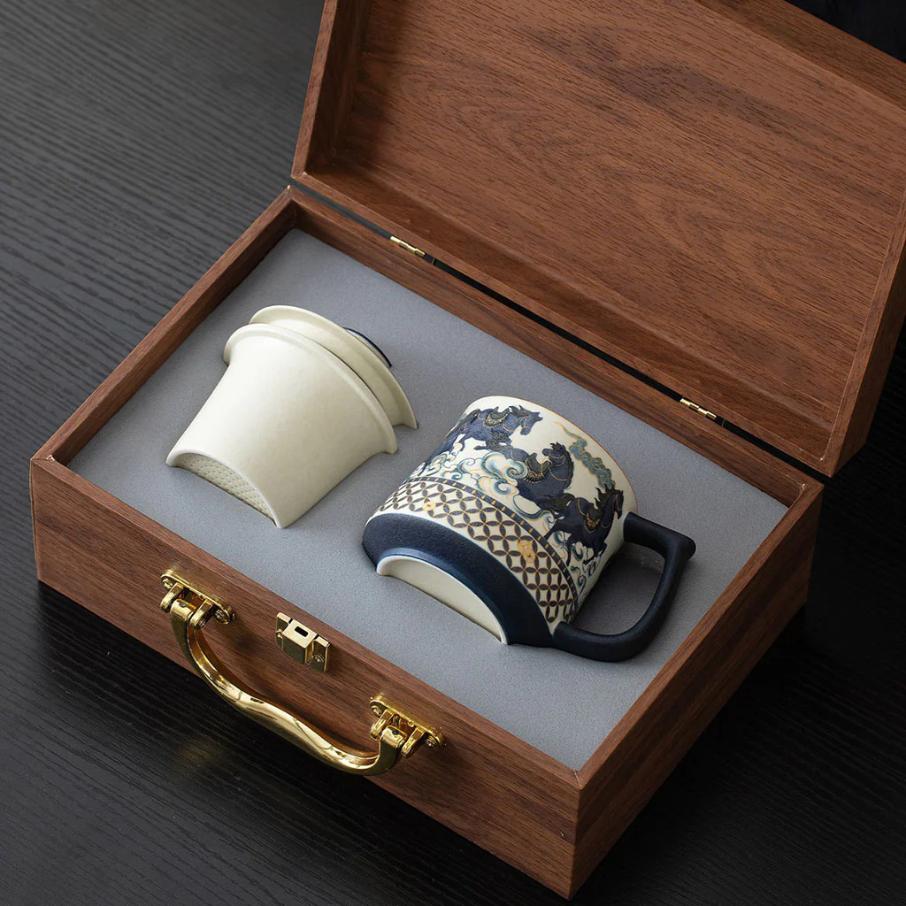 Galloping Horse Ceramic Tea Cup With Infuser - Image 6