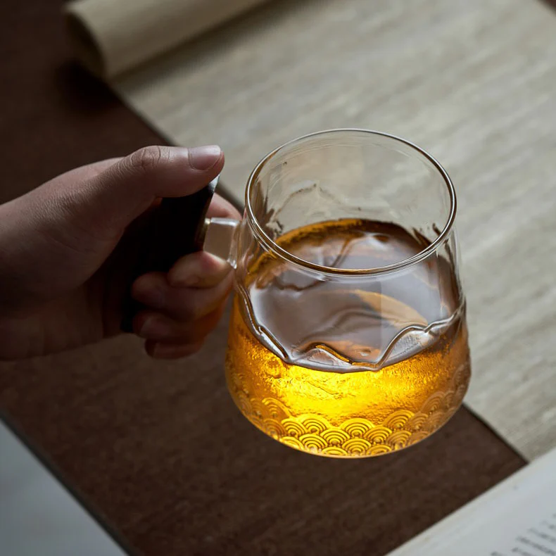 Glass Tea Mug With Wooden Lid And Handle - Image 6