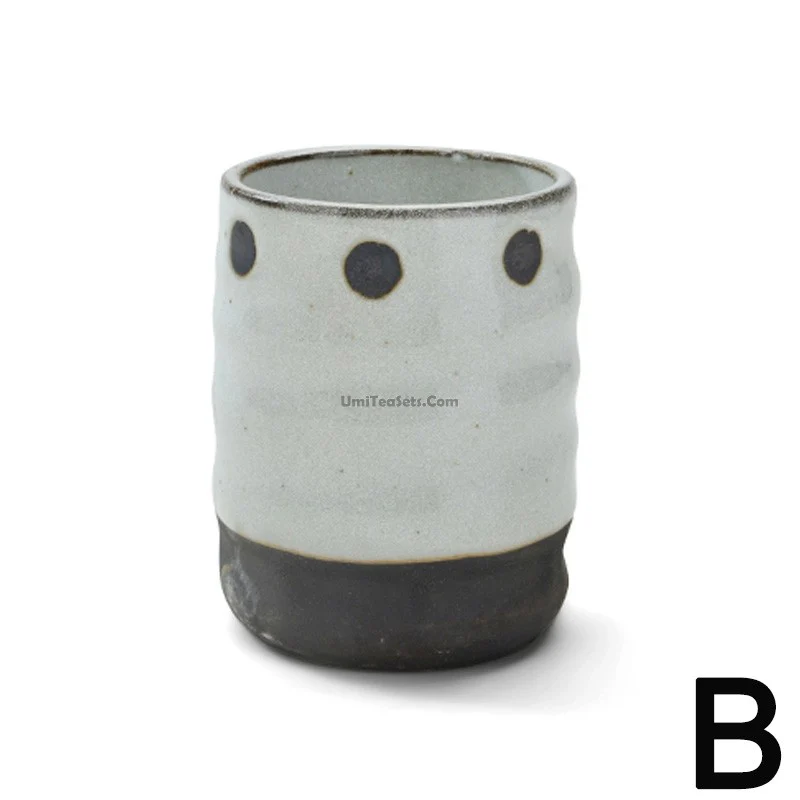 Japanese Karatsu Earthenware Tea Cup - Image 3