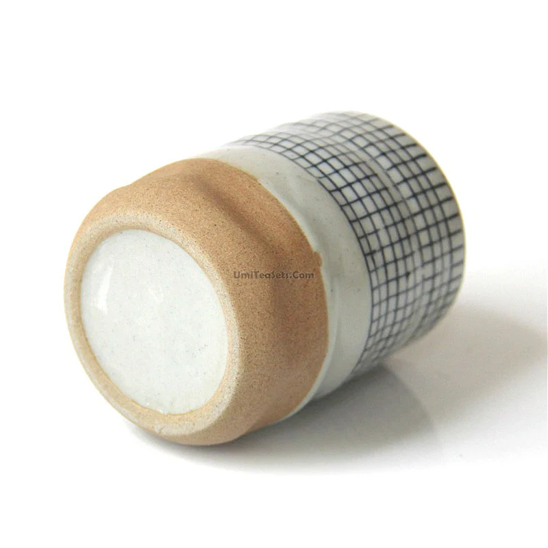 Japanese Karatsu Earthenware Tea Cup - Image 7