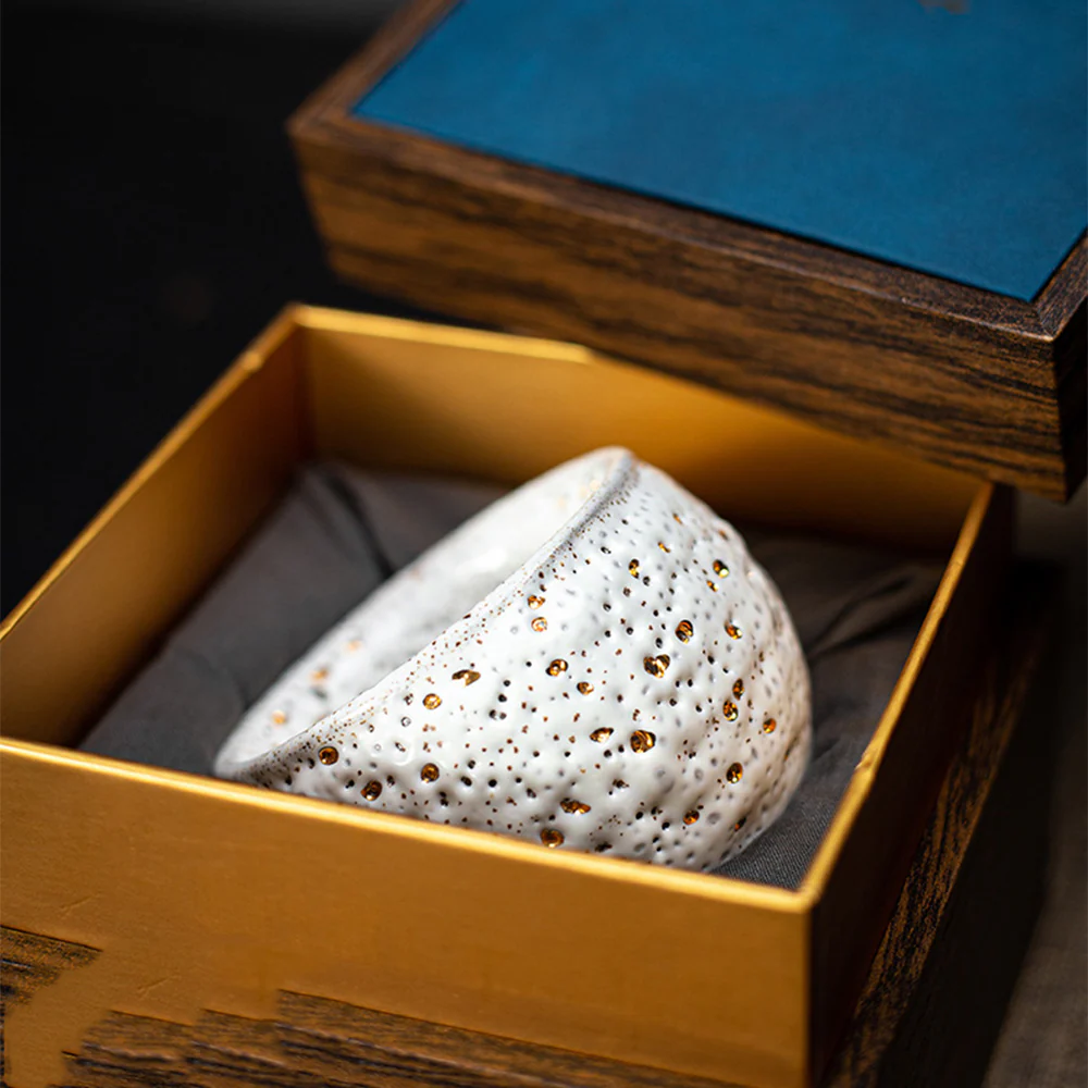 Gold Dotted Shinoyaki Gongfu Tea Cup - Image 9