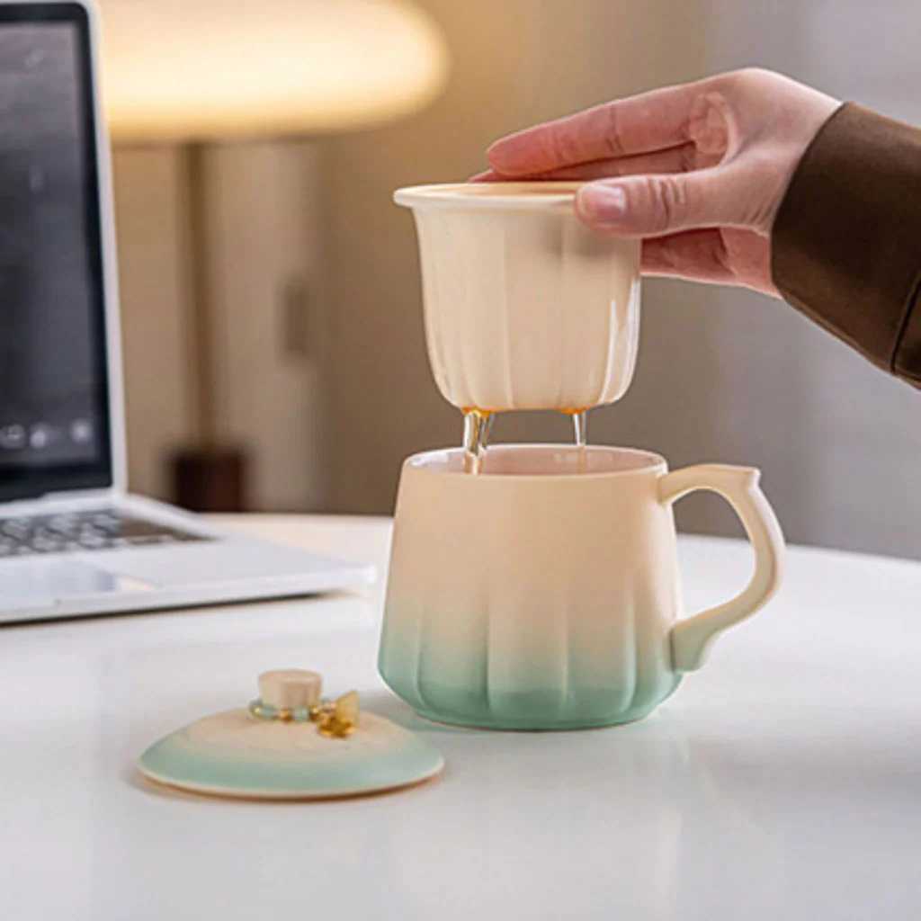 Gradient Ceramic Tea Cup With Infuser - Image 3