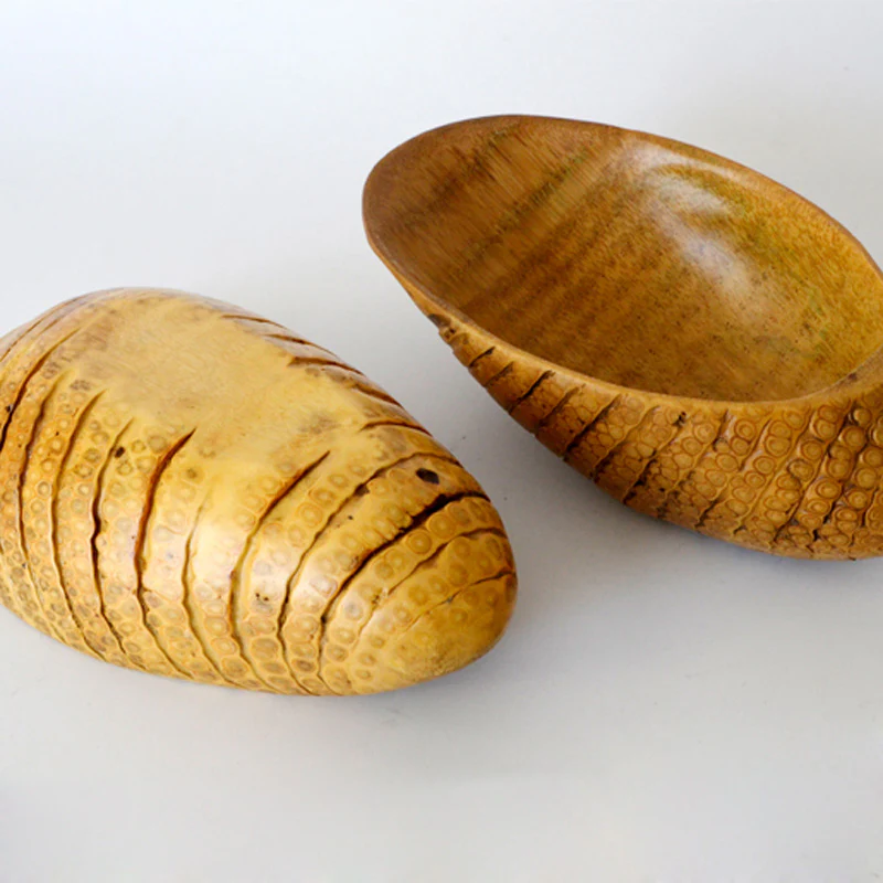 Hand Carving Bamboo Root Cha He - Image 3