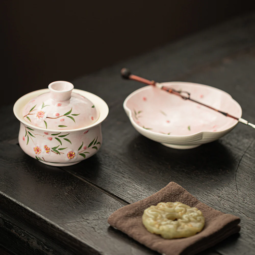 Hand-printed Peach Blossom Porcelain Gaiwan - Image 5