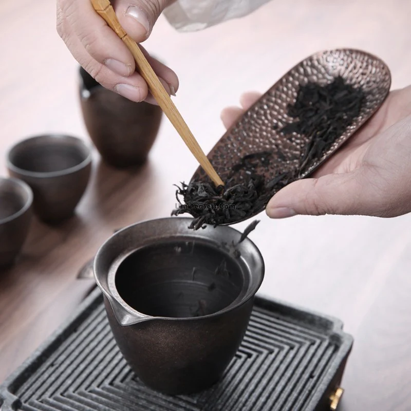 Handmade Bronze Cha He Tea Holder - Image 8
