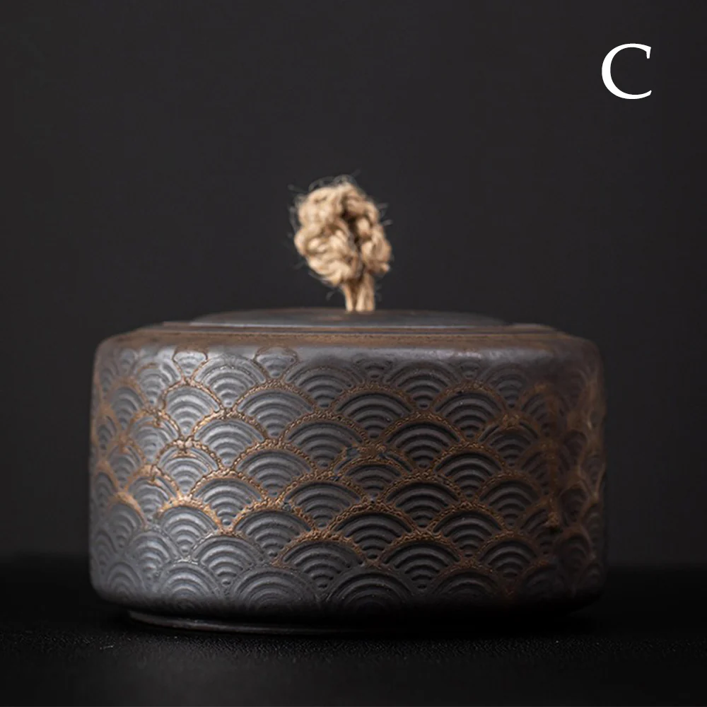 Handmade Japanese Coarse Pottery Tea Caddy - Image 4