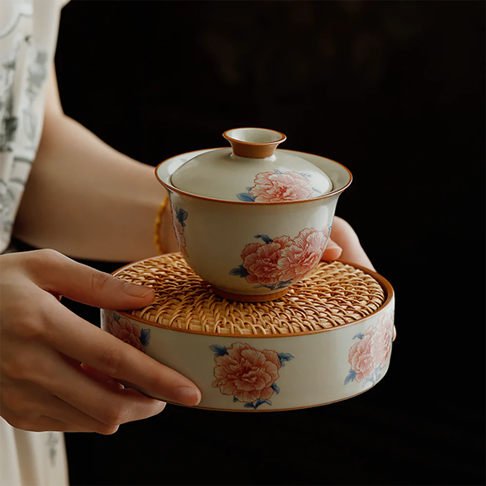 Hibiscus Flower Ruyao Porcelain Gaiwan Set - Image 4
