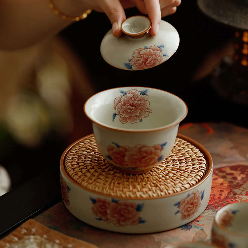 Hibiscus Flower Ruyao Porcelain Gaiwan Set - Image 6