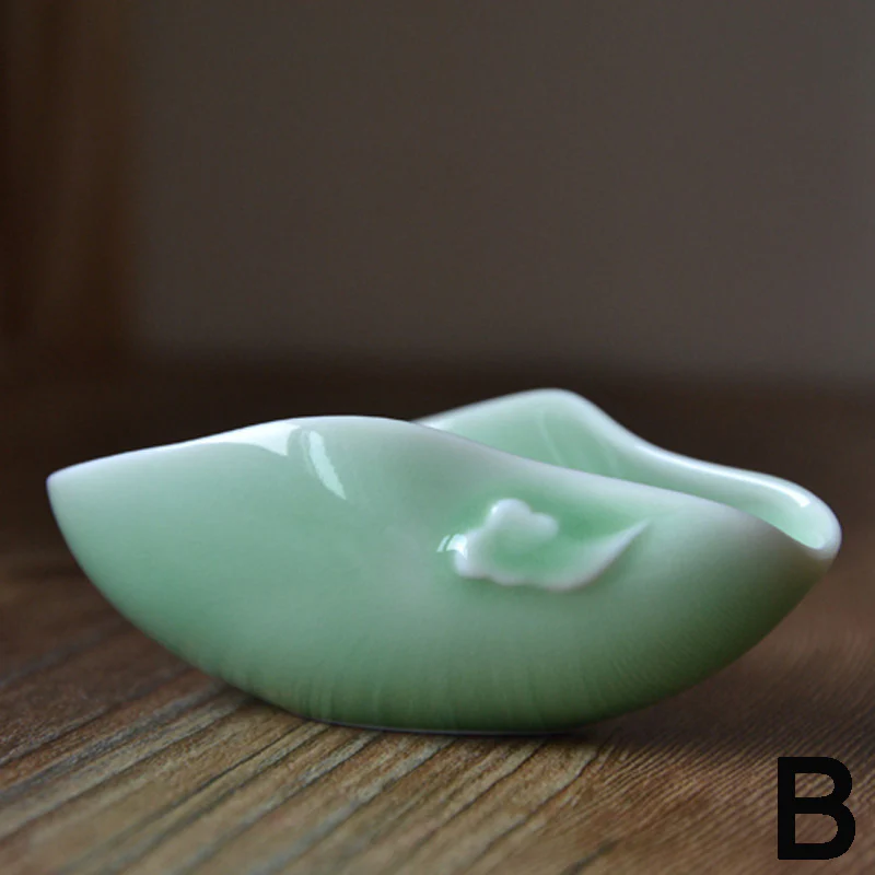 Ice Crack Longquan Celadon Cha He - Image 3