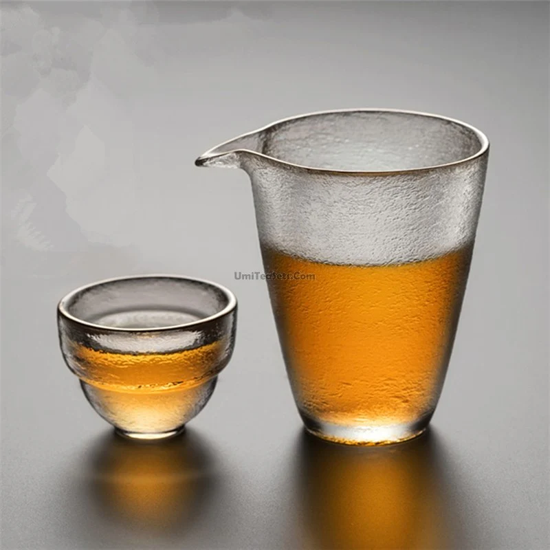 Japanese Glass Fair Cup With Golden Rim - Image 3