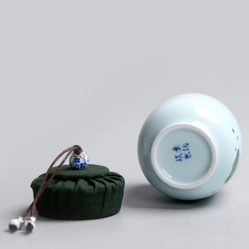 Japanese Porcelain Lotus Tea Caddy - Image 5