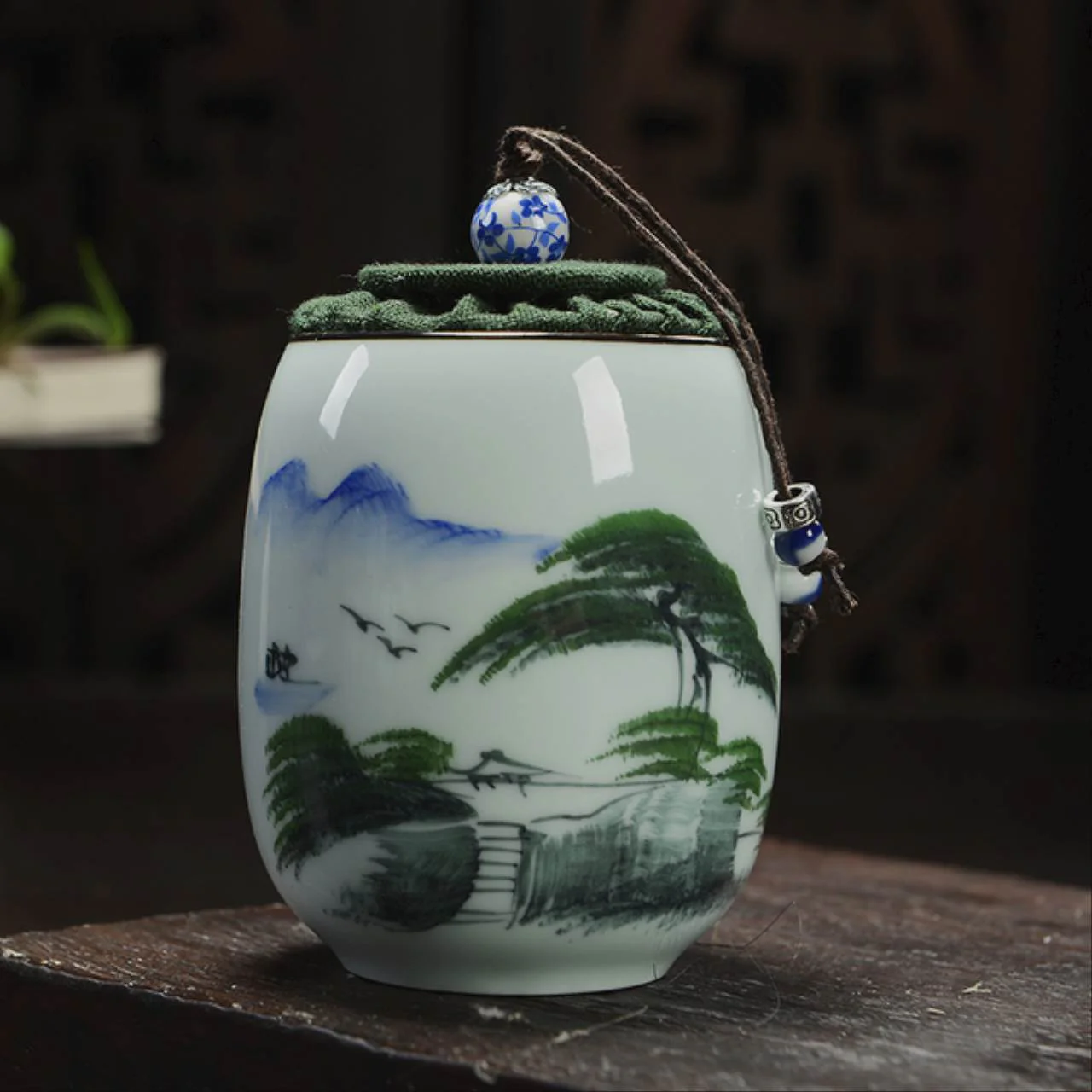 Japanese Porcelain Lotus Tea Caddy - Image 6