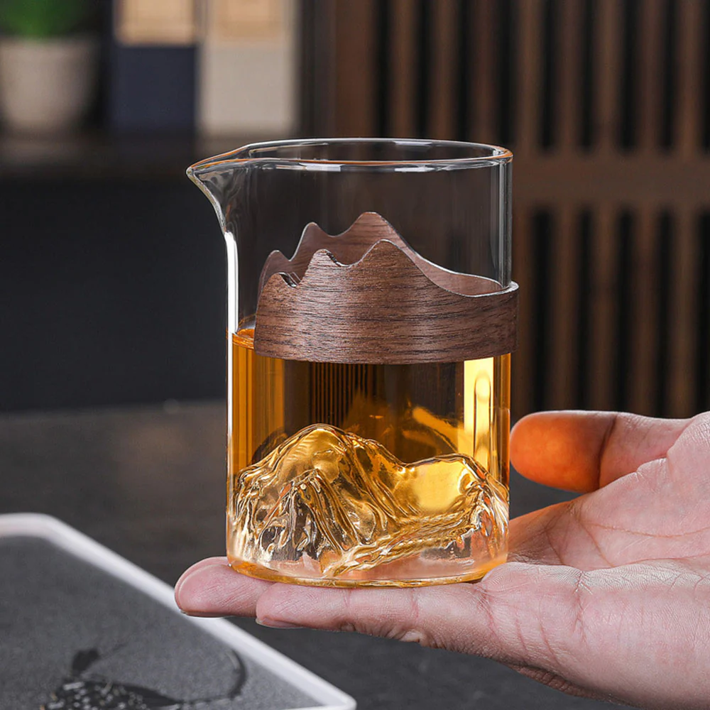 Mountain Glass Fair Cup With Bamboo Handle - Image 4