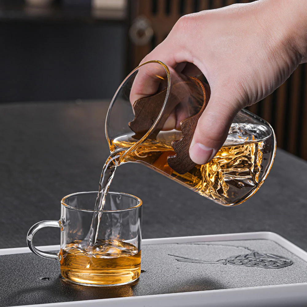 Mountain Glass Fair Cup With Bamboo Handle - Image 5