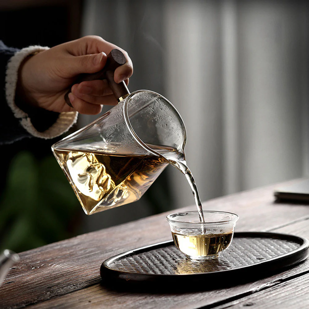 Mountain Glass Fair Cup With Wooden Handle - Image 3