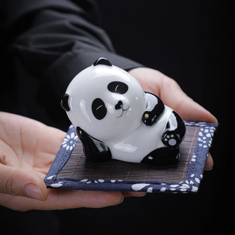 Porcelain Pandan Tea Pet - Image 2