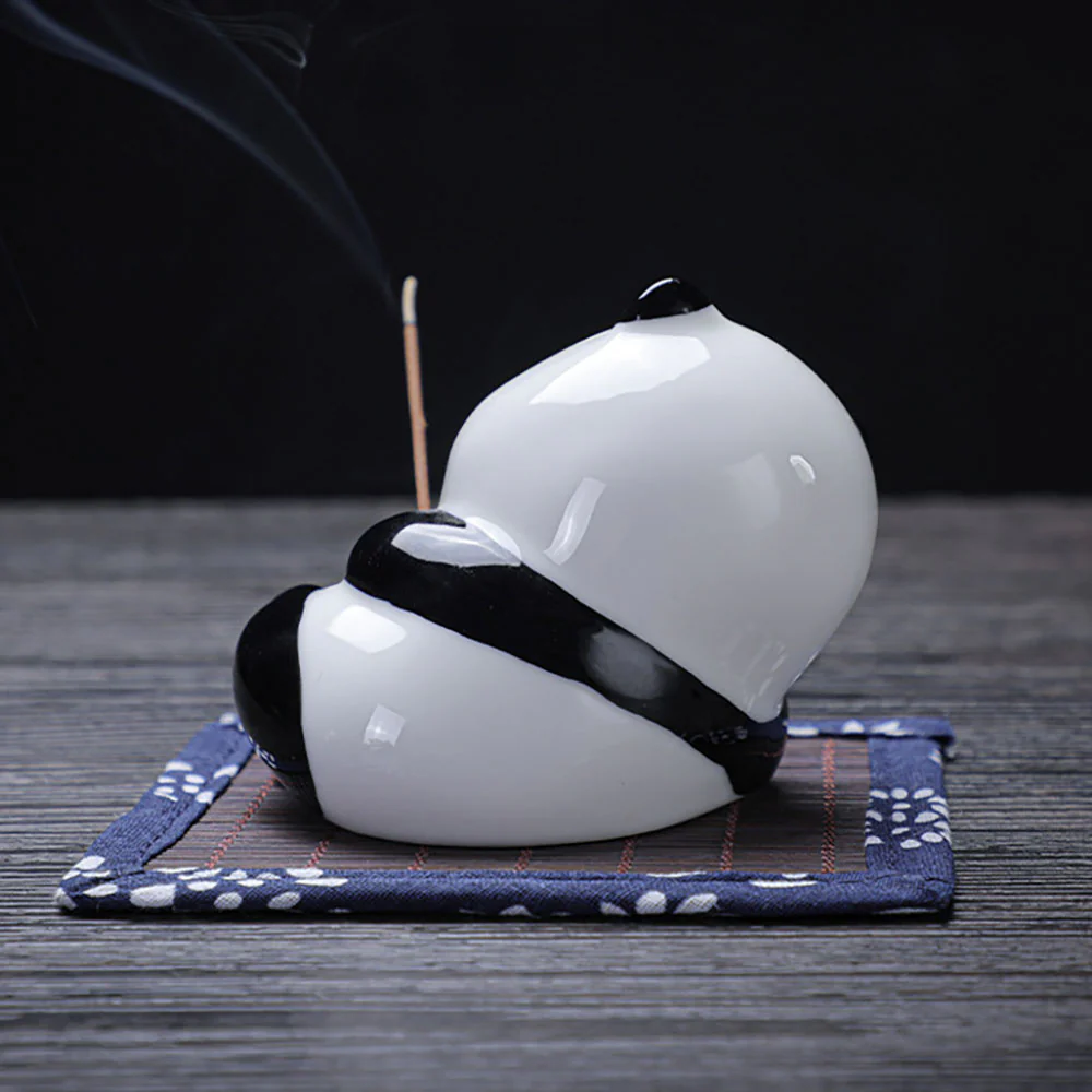 Porcelain Pandan Tea Pet - Image 3