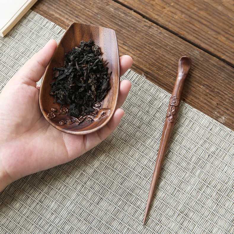 Walnut Wood Cha He With Tea Needle - Image 10