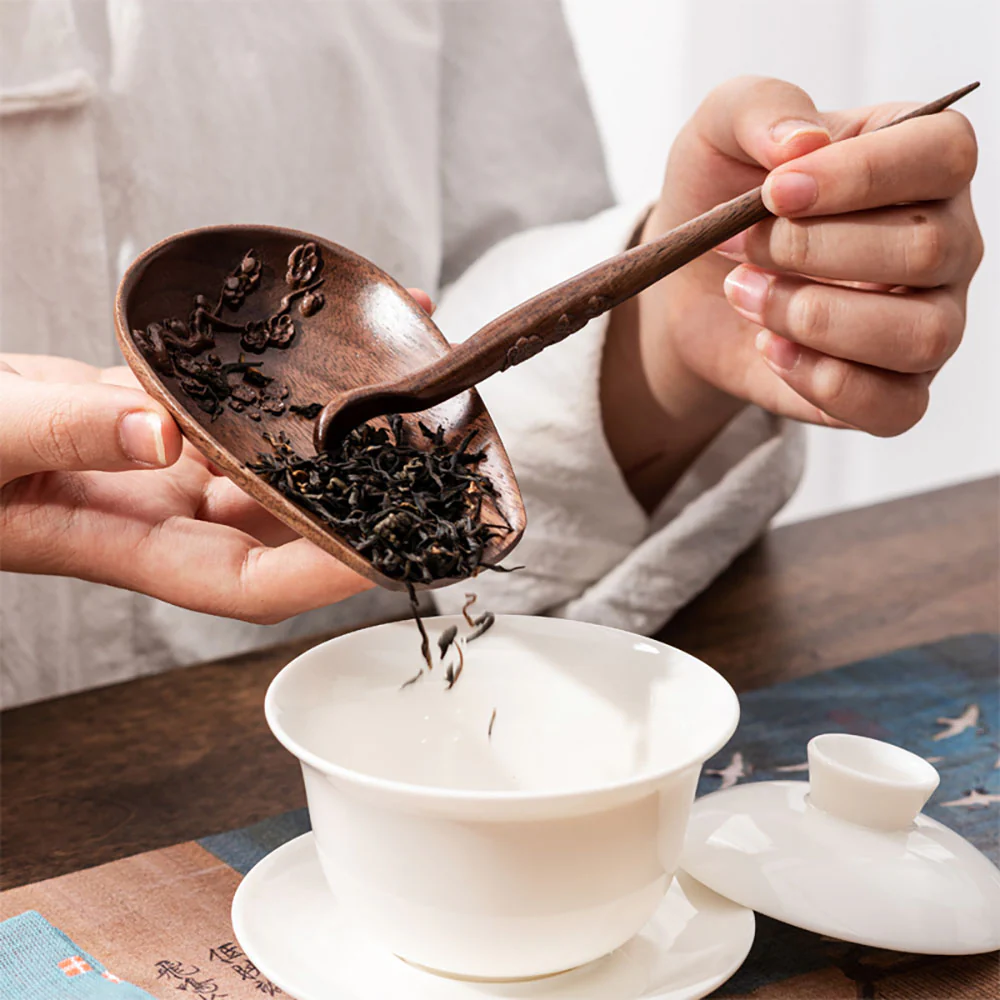 Walnut Wood Cha He With Tea Needle - Image 5