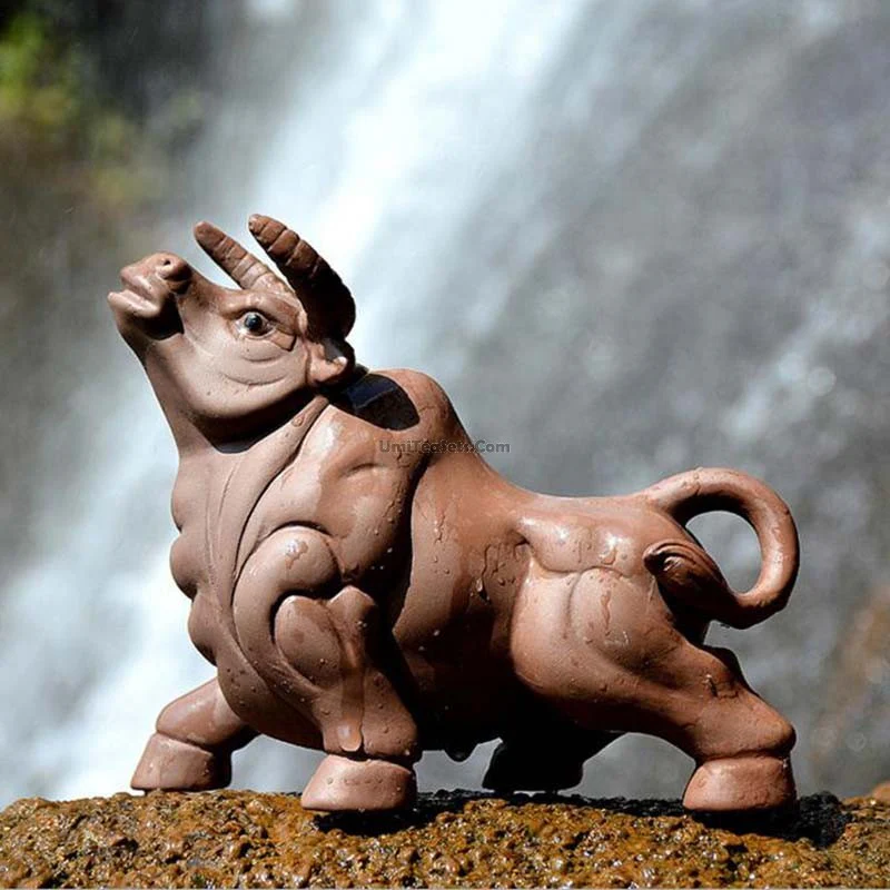 Yixing Clay Bull Tea Pet - Image 4