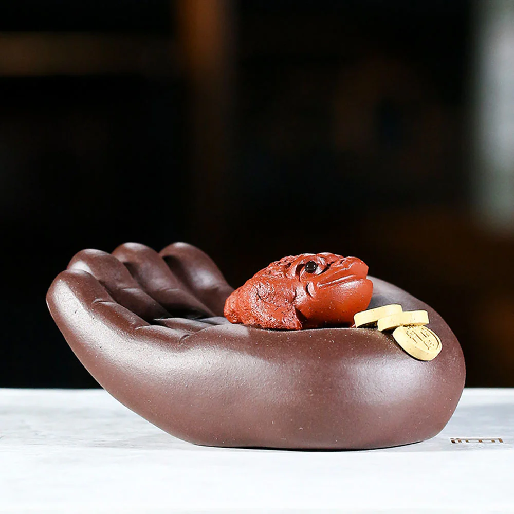 Yixing Clay Hand With Toad Tea Pet - Image 4