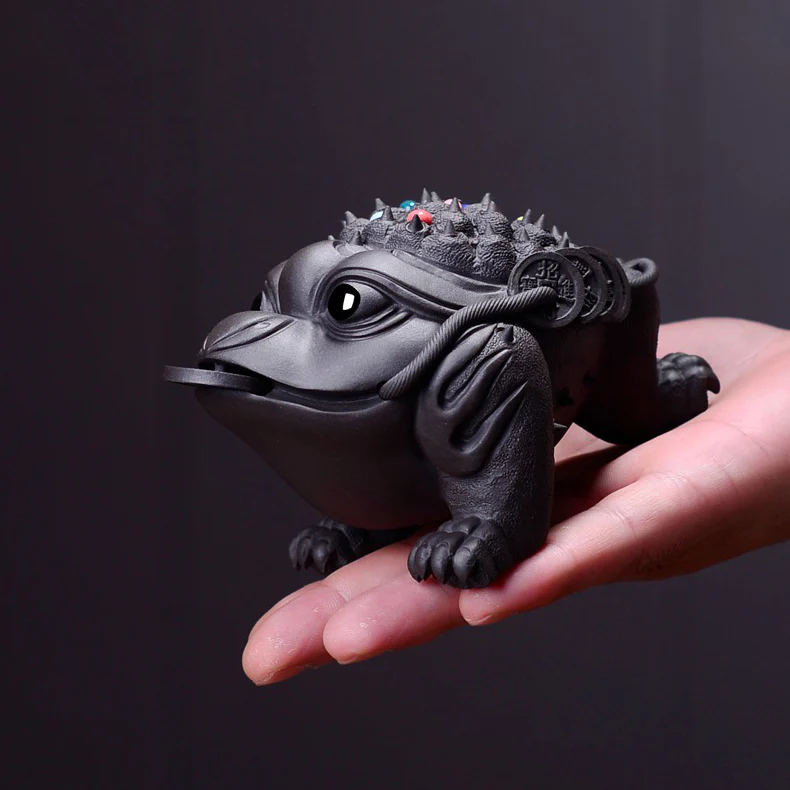 Yixing Clay Toad Tea Pet - Image 8