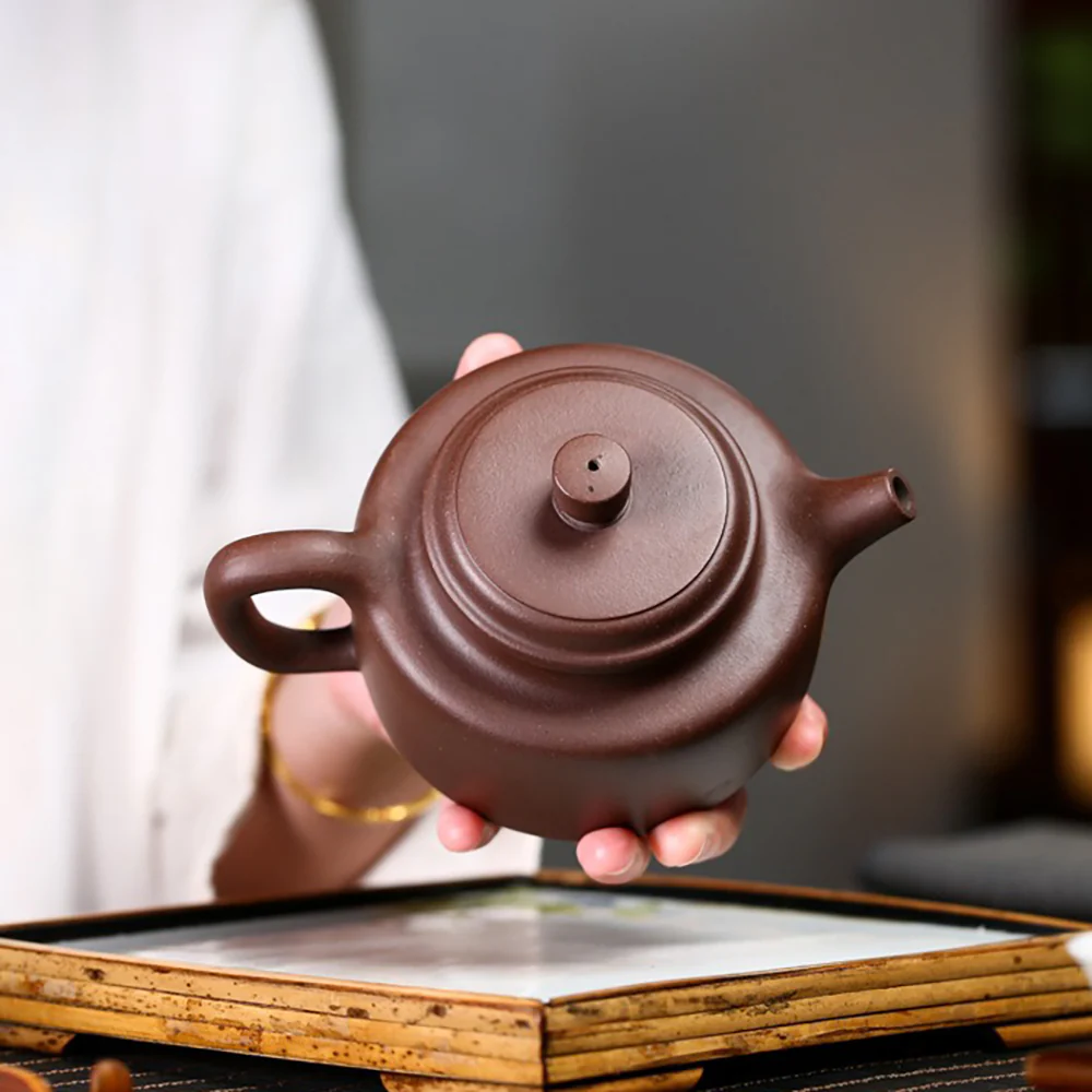 Yixing Purple Clay Fu Dezhong Teapot - Image 4