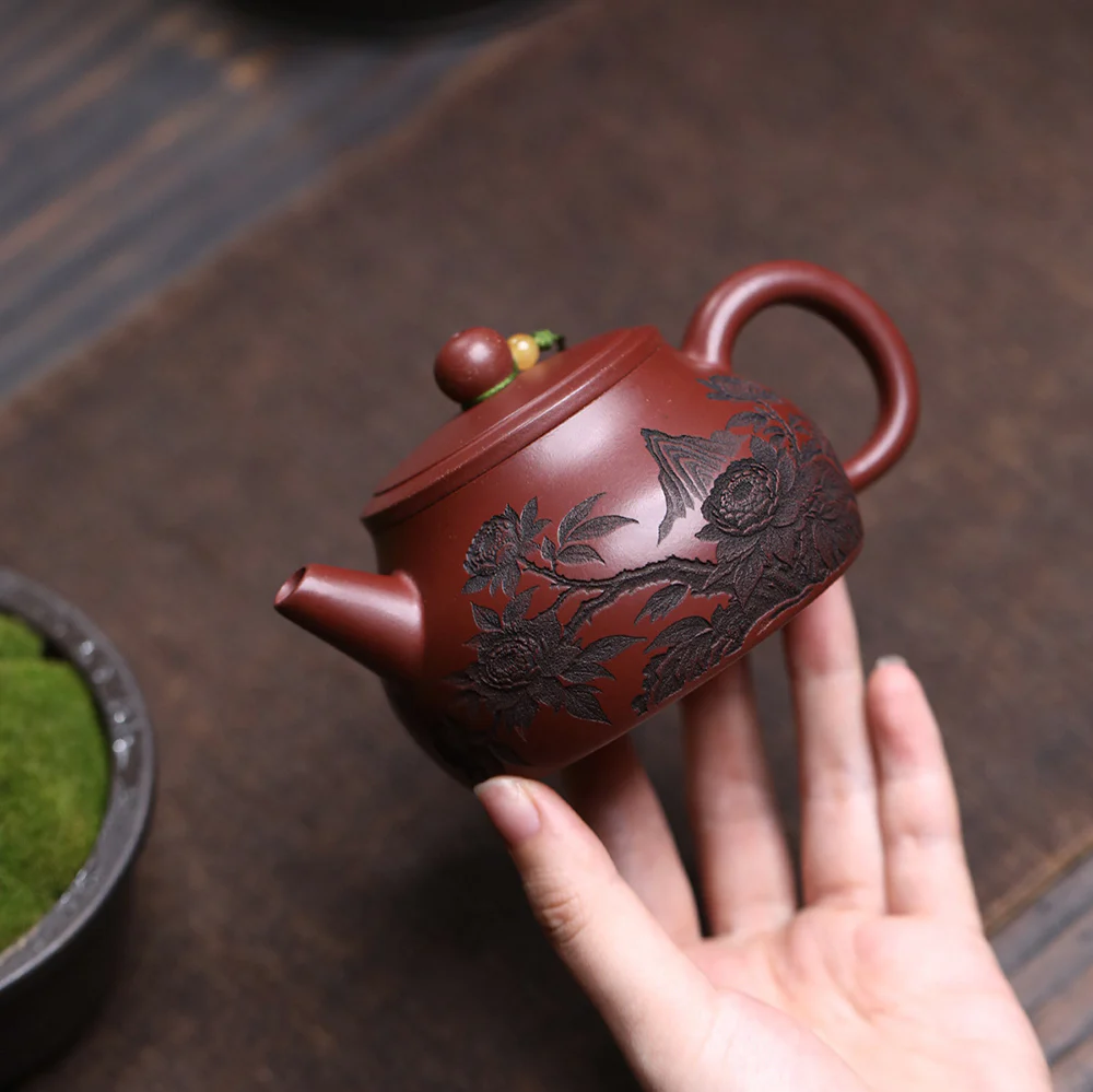 Yixing Purple Clay Peony Shi Piao Teapot - Image 4